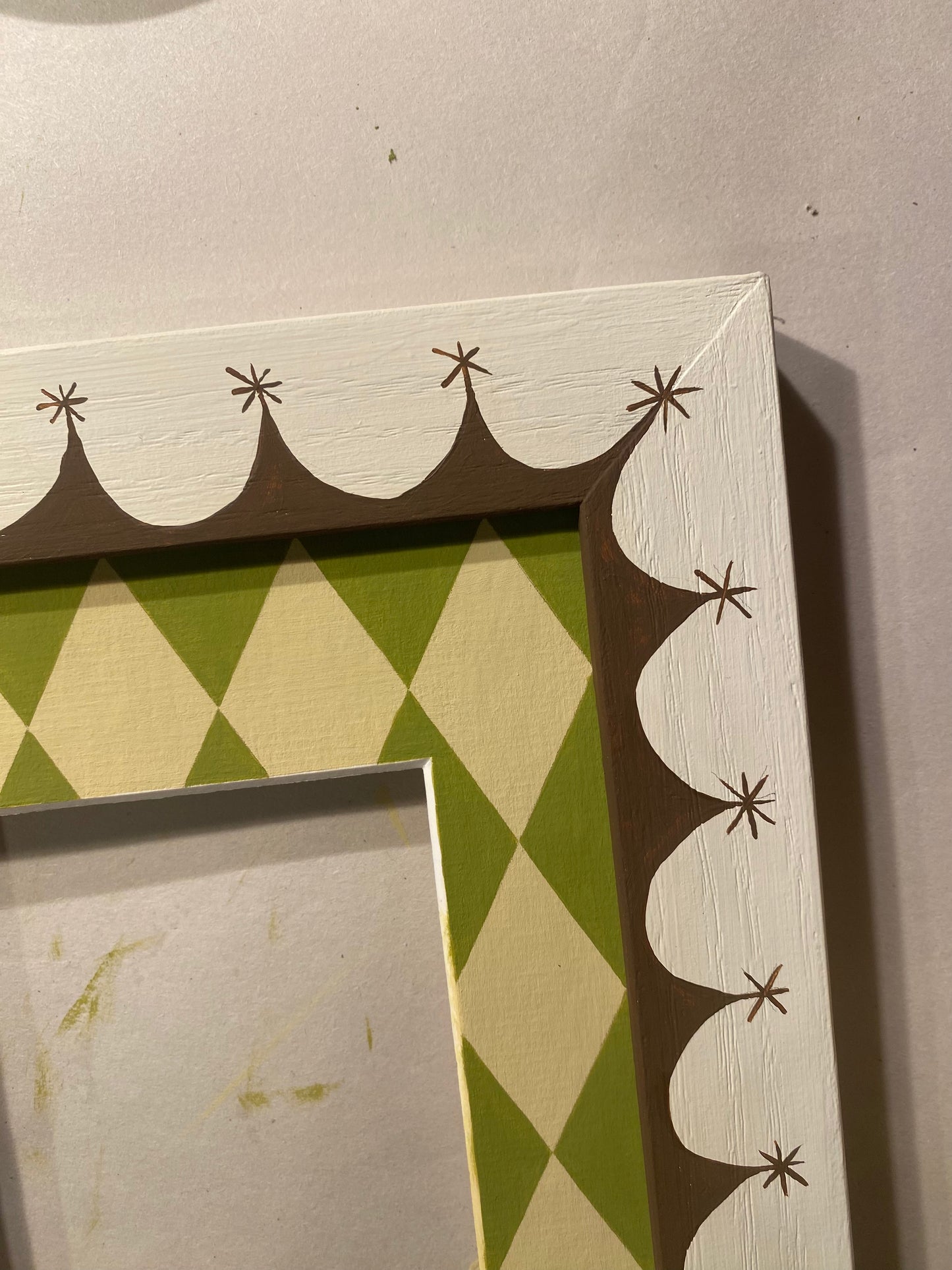 SAMPLE - Chocolate Cream Star Border, A4