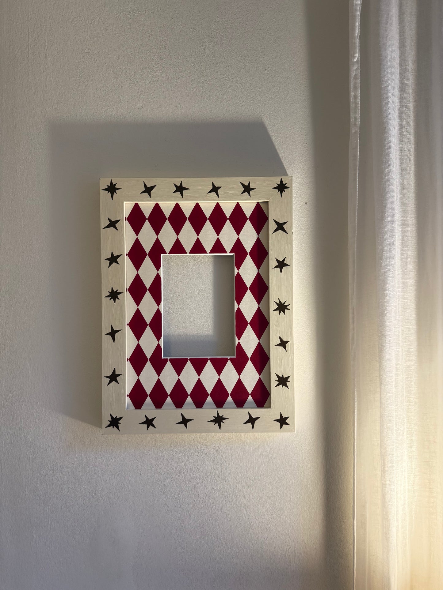 Brick Ivory Harlequin Mount
