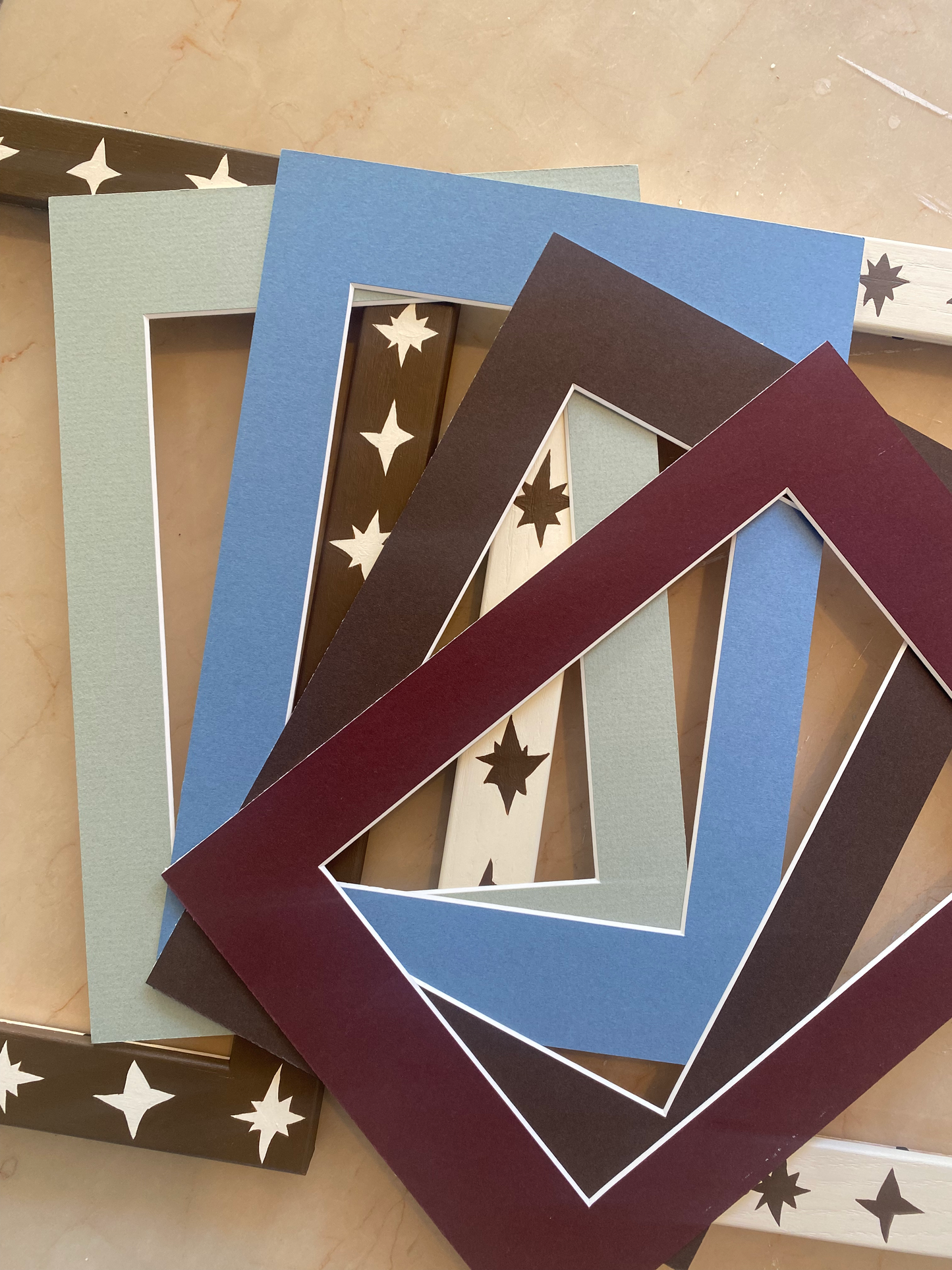 Colour Mount image 0