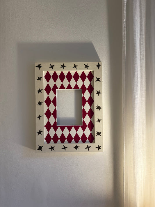 Brick Ivory Harlequin Mount